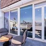 Duck Hotel 3*